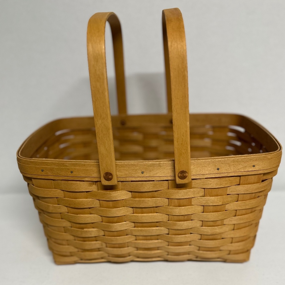 Longaberger Basket (2004 Vintage) 100% authentic